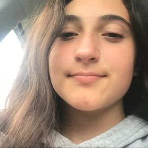 Meet your Posher, Lydia